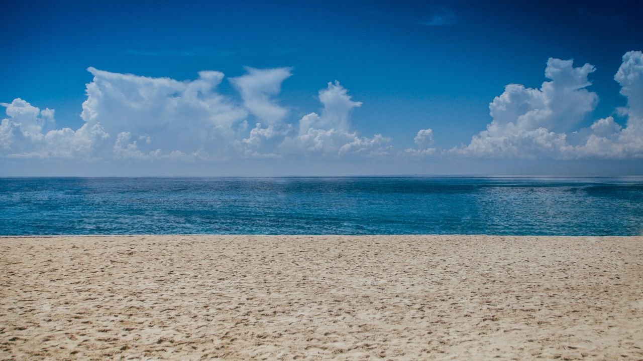 Top 10 Weird and Unusual Sand Beaches on Earth